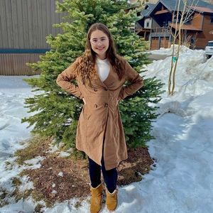 Meet your Posher, Abigail